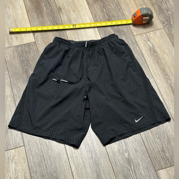 🖤 men’s Nike Dri - Fit shorts with inner shorts new condition. - Picture 8 of 8
